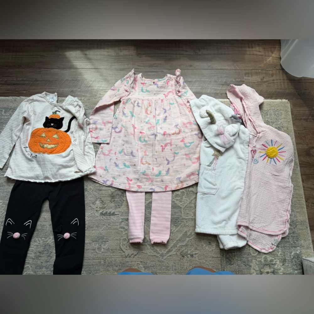 Lot of Mud Pie 4T clothing